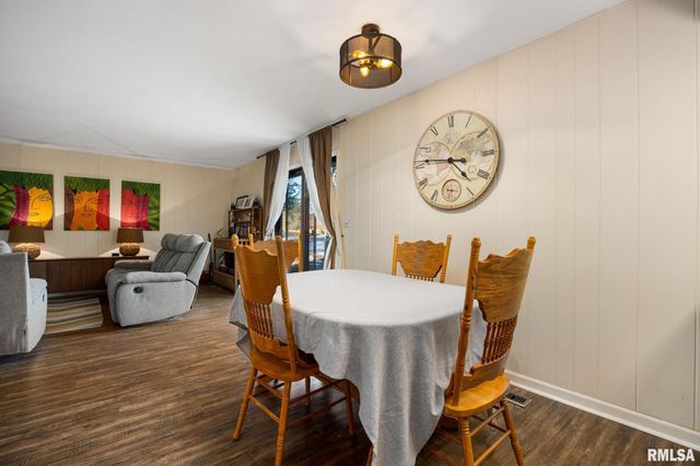 631 W LACLAIRE Lane, Peoria, IL 61614