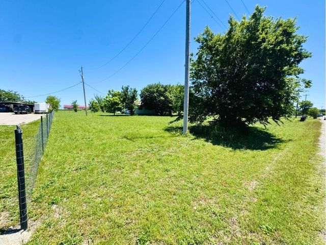 310 Broadway Avenue, Anna, TX 75409
