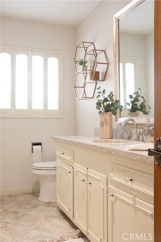 8450 Via Sierra Ramal, Whittier, CA 90605