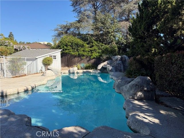 8450 Via Sierra Ramal, Whittier, CA 90605