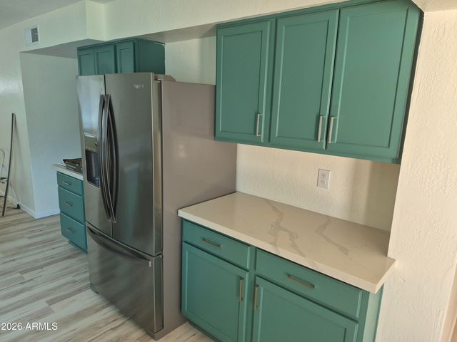 3730 W COLUMBINE Drive, Phoenix, AZ 85029