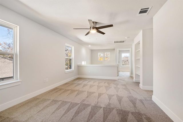 107 Wilkes ST, Smithville, TX 78957