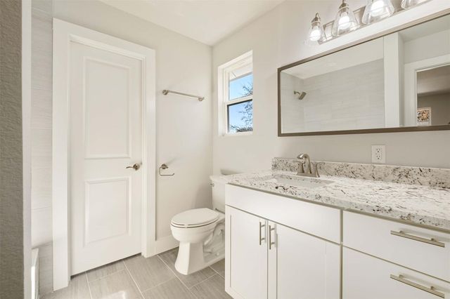 107 Wilkes ST, Smithville, TX 78957