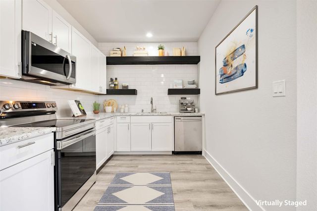 107 Wilkes ST, Smithville, TX 78957