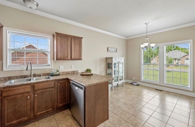 145 Auburn Hills Dr, Woodbury, TN 37190
