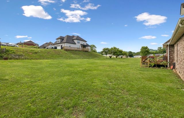 145 Auburn Hills Dr, Woodbury, TN 37190