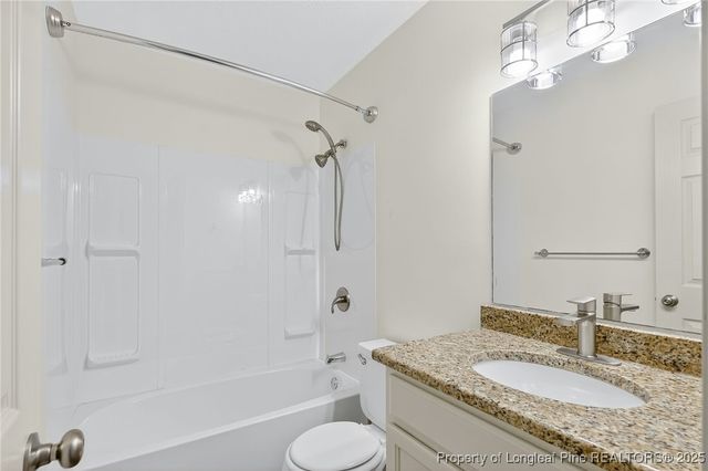 6250 Waldos Beach Road, Fayetteville, NC 28306