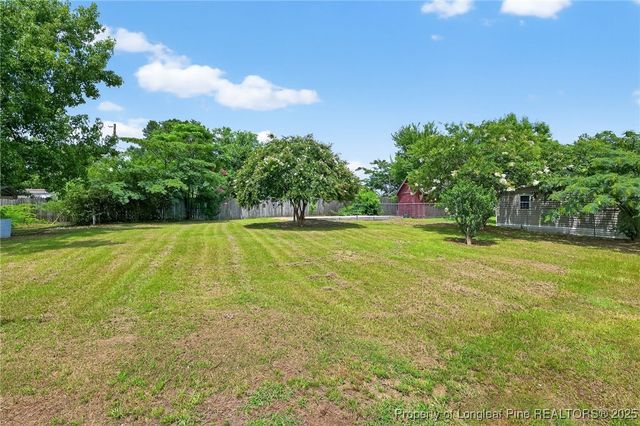 6250 Waldos Beach Road, Fayetteville, NC 28306