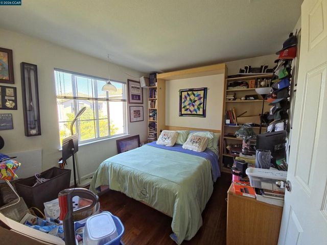 1036 Suncrest Ct, Richmond, CA 94806