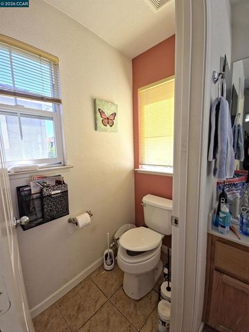 1036 Suncrest Ct, Richmond, CA 94806