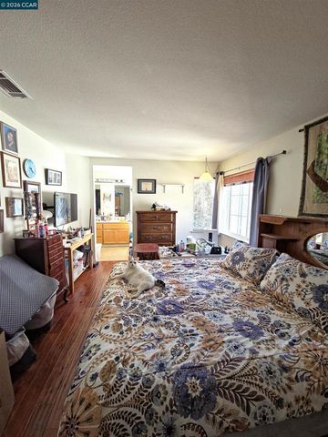 1036 Suncrest Ct, Richmond, CA 94806