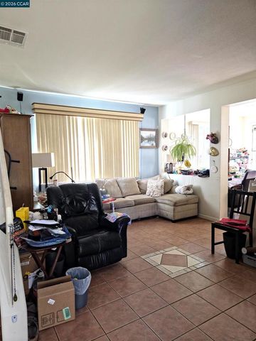 1036 Suncrest Ct, Richmond, CA 94806