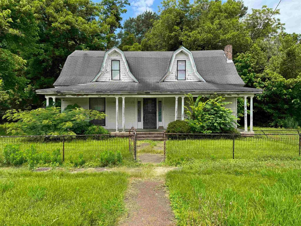 125 MEMPHIS ST, Moscow, TN 38057