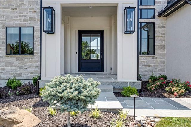 11721 W 181ST Street, Overland Park, KS 66013