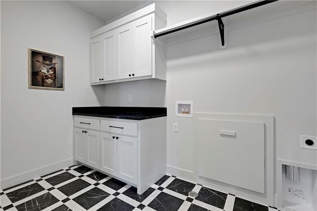 11721 W 181ST Street, Overland Park, KS 66013