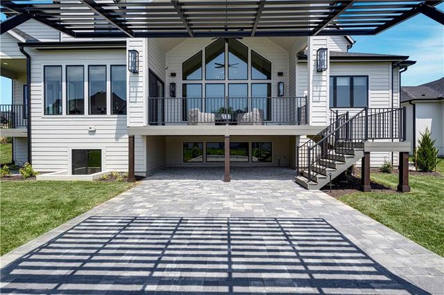 11721 W 181ST Street, Overland Park, KS 66013