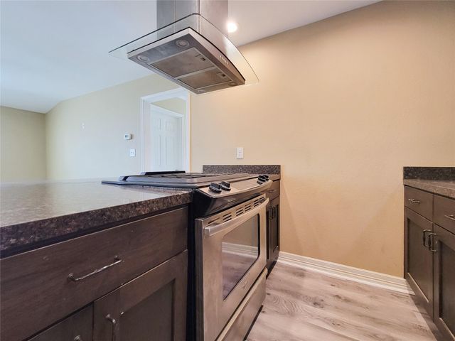 3401 Delhi B, Houston, TX 77022