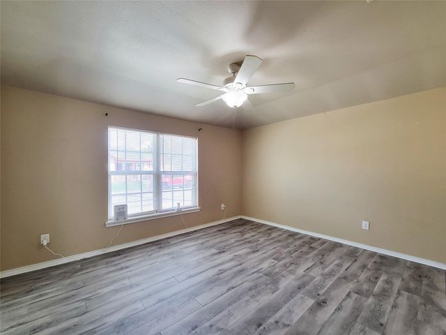 3401 Delhi B, Houston, TX 77022
