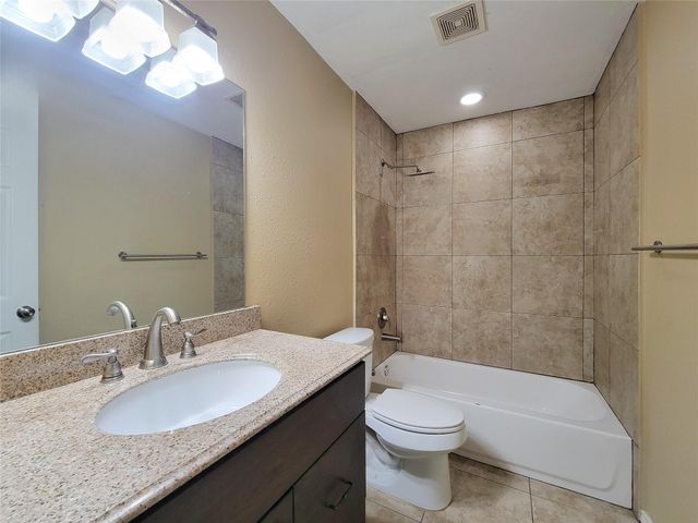 3401 Delhi B, Houston, TX 77022
