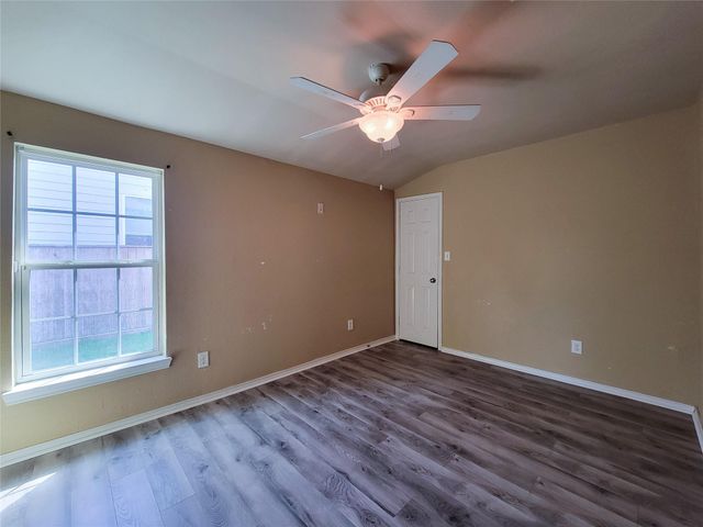 3401 Delhi B, Houston, TX 77022
