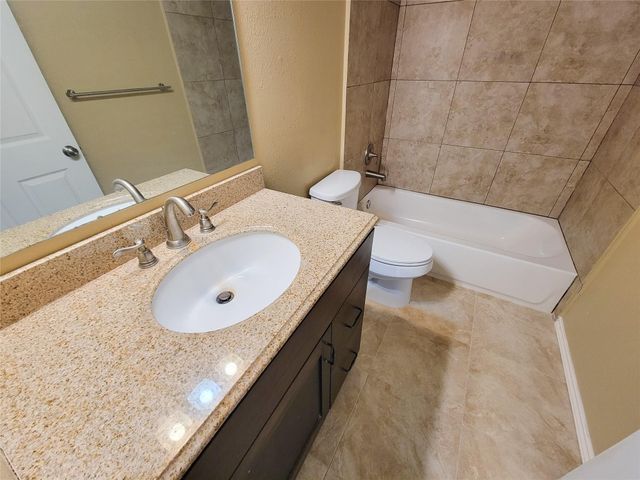 3401 Delhi B, Houston, TX 77022