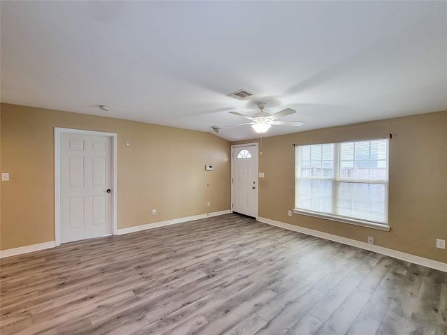 3401 Delhi B, Houston, TX 77022