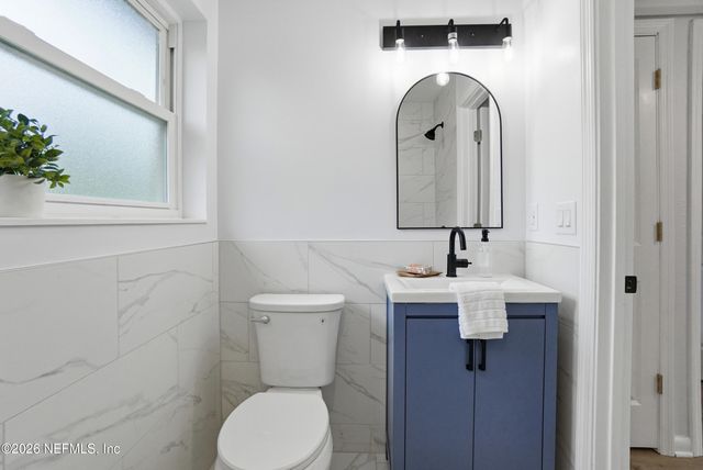 6821 SANS SOUCI Road, Jacksonville, FL 32216