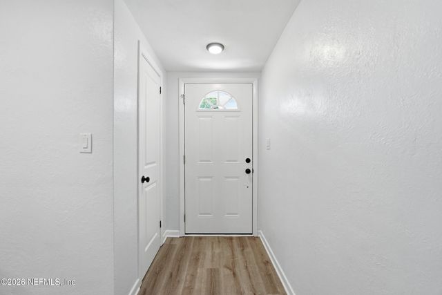 6821 SANS SOUCI Road, Jacksonville, FL 32216