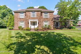 10301 Plains Ct, Louisville, KY 40223