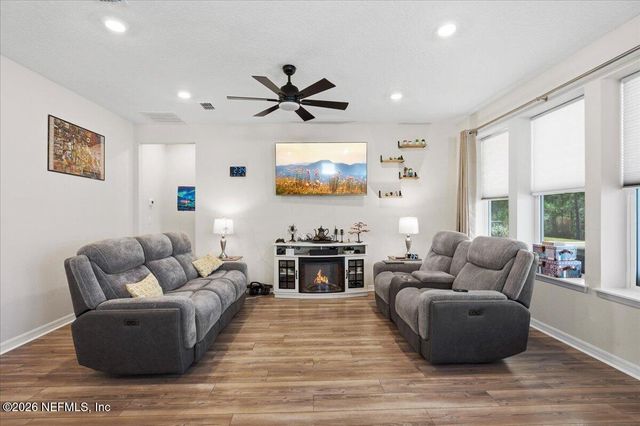 217 ETHEREAL Square, Yulee, FL 32097