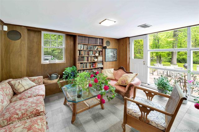 2 Bonnie Briar Lane, Larchmont, NY 10538