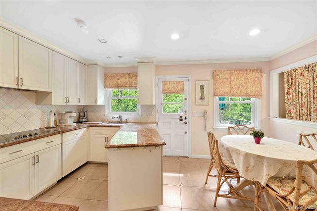 2 Bonnie Briar Lane, Larchmont, NY 10538