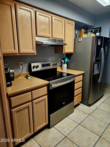 3437 W HELENA Drive, Phoenix, AZ 85053