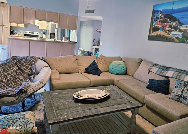 3437 W HELENA Drive, Phoenix, AZ 85053
