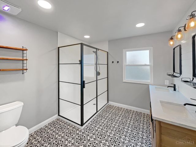 7395 Clarinbridge Court, West Chester, OH 45069