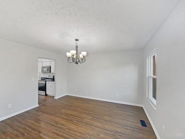 7395 Clarinbridge Court, West Chester, OH 45069