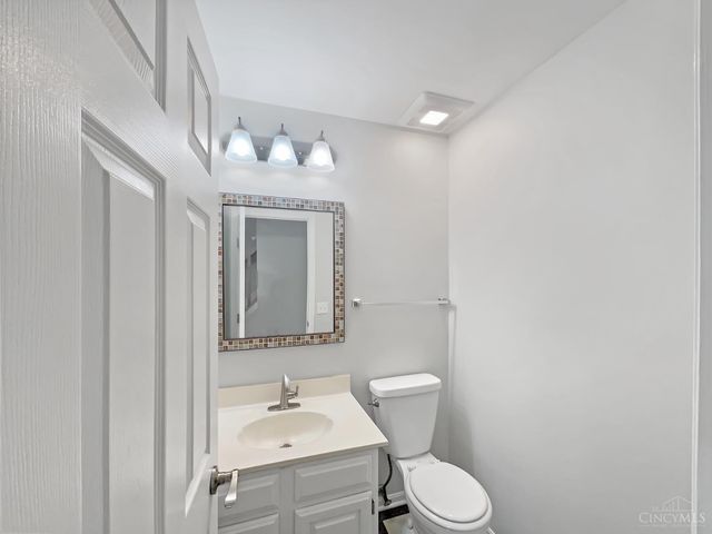 7395 Clarinbridge Court, West Chester, OH 45069