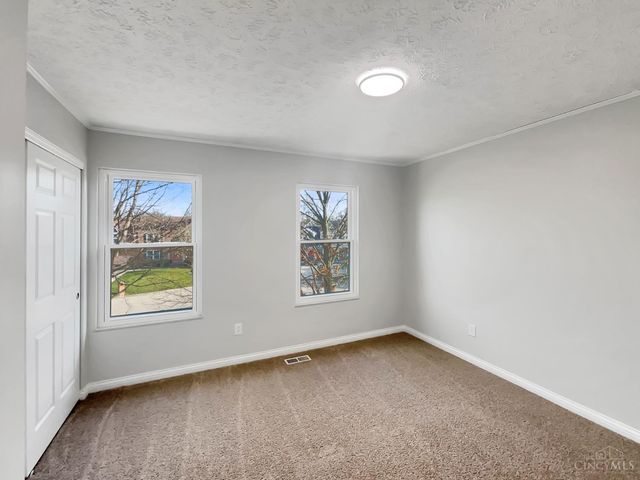 7395 Clarinbridge Court, West Chester, OH 45069