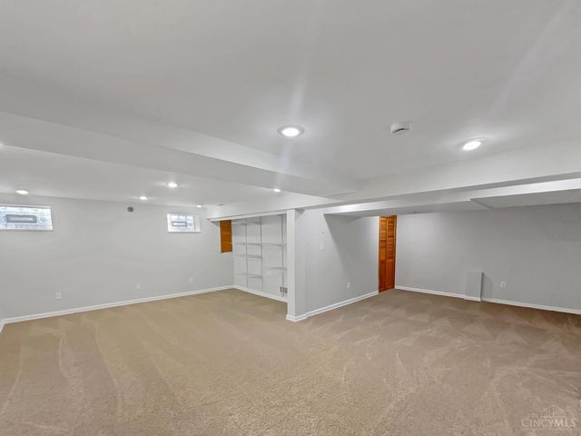 7395 Clarinbridge Court, West Chester, OH 45069