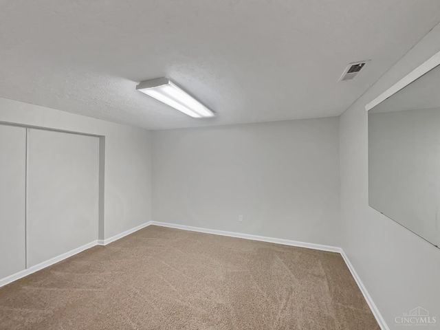 7395 Clarinbridge Court, West Chester, OH 45069