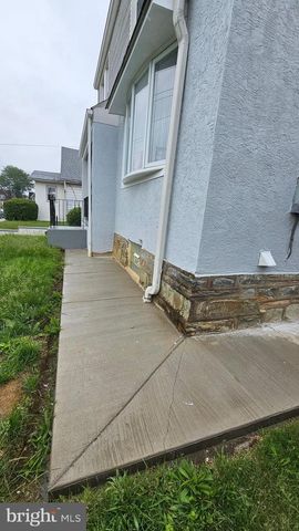 1420 GLENVIEW ST, Philadelphia, PA 19111