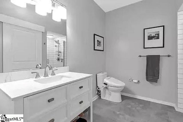 100 E Washington Street Unit 27, Greenville, SC 29601