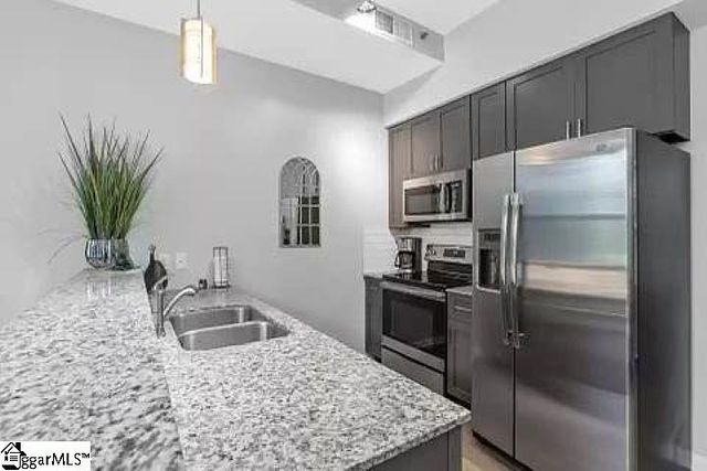 100 E Washington Street Unit 27, Greenville, SC 29601