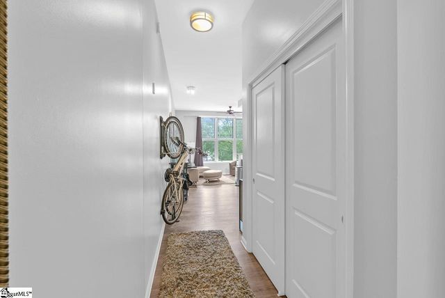 100 E Washington Street Unit 27, Greenville, SC 29601