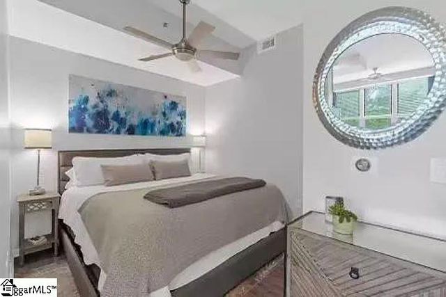 100 E Washington Street Unit 27, Greenville, SC 29601