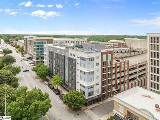 100 E Washington Street Unit 27, Greenville, SC 29601