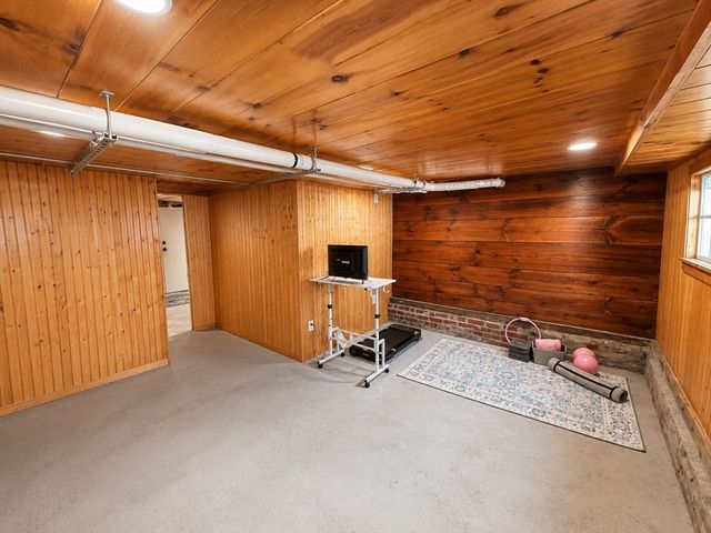 162 North Ave 1, Haverhill, MA 01830