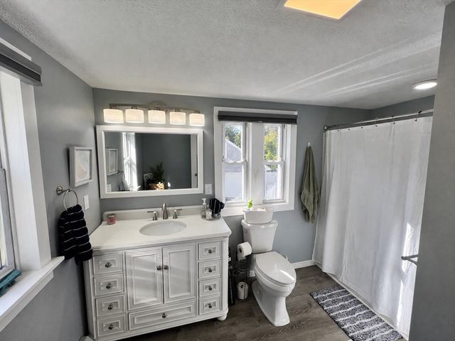 162 North Ave 1, Haverhill, MA 01830