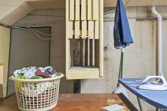 208 W Fleming Avenue, Fort Wayne, IN 46807