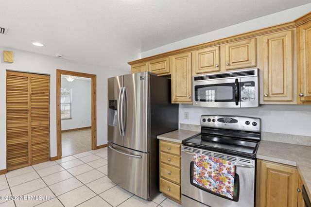 5714 SE 4TH Avenue, Keystone Heights, FL 32656